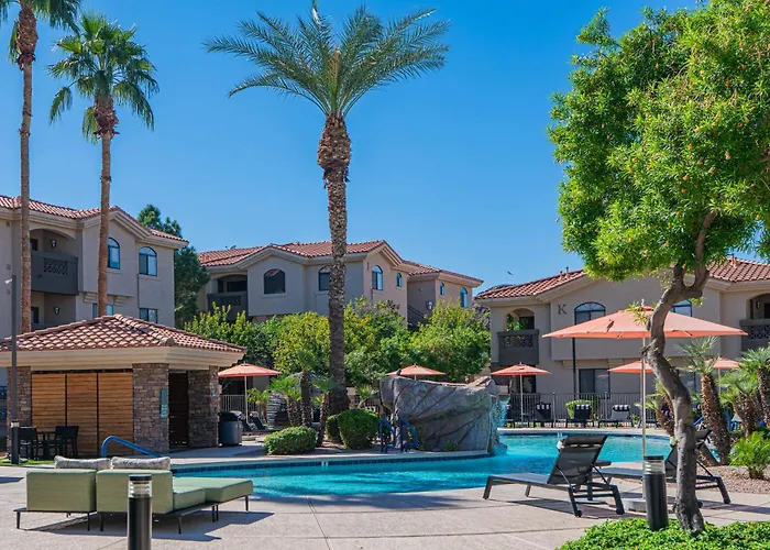 Near Diablo Stadium Airport Dogprk Hottub Pool W&d Apartment