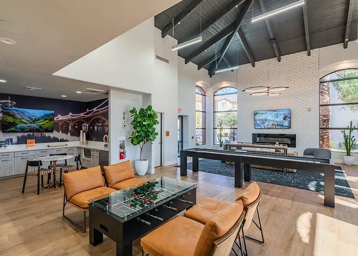 Apartment Near Diablo Stadium Airport Dogprk Hottub Pool W&d Tempe